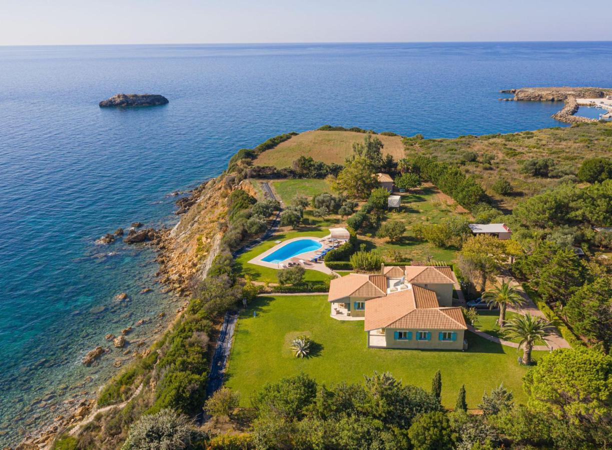 Villa Gaia Svoronata Exterior photo